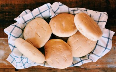 Pan Amasado (Traditional Chilean Country Bread or Kneaded Bread)